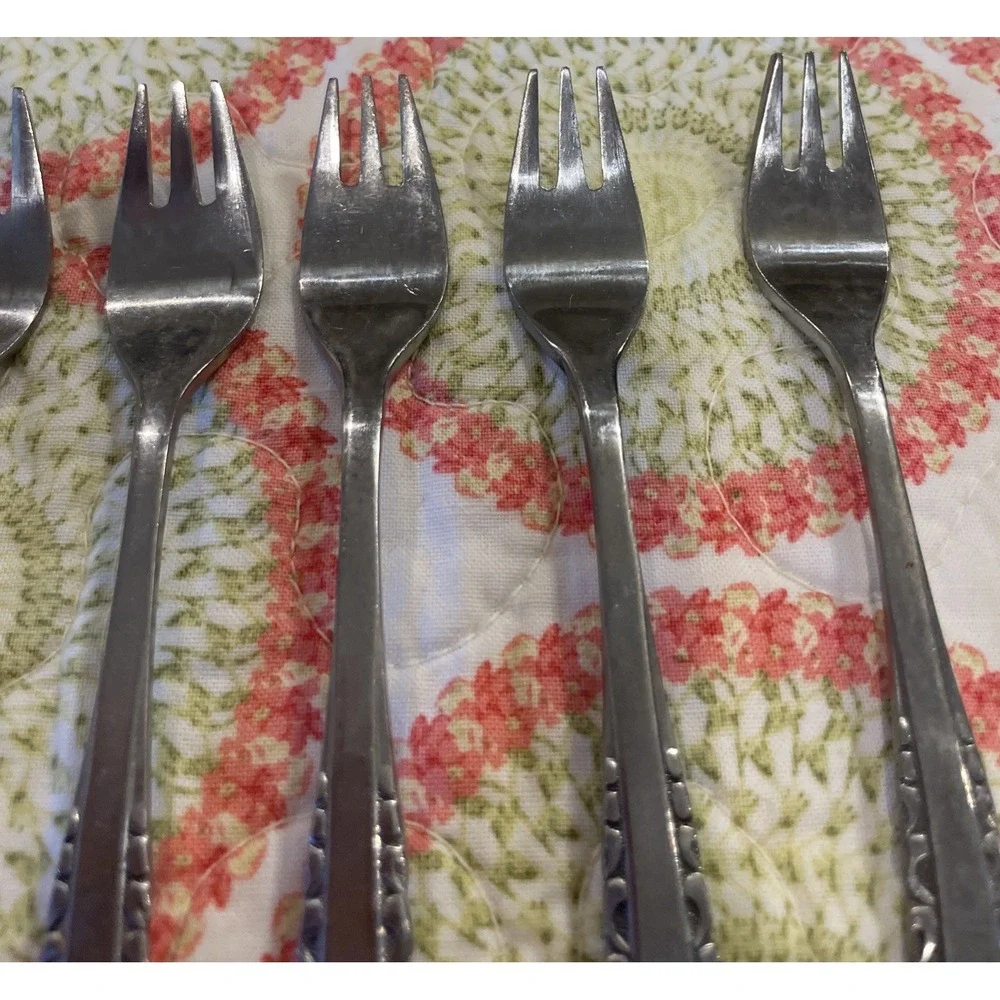 Northland Oneida Love Story‎ Stainless Flatware Cocktail Dessert Forks Set Of 8